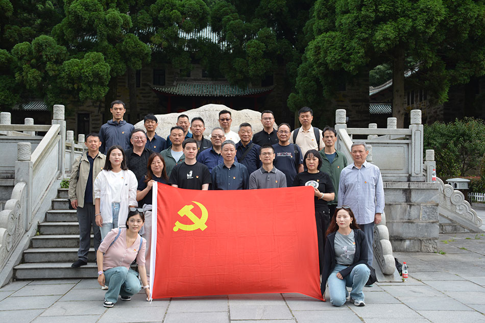 参观红色基地 探寻红色文化 ––优游国际集